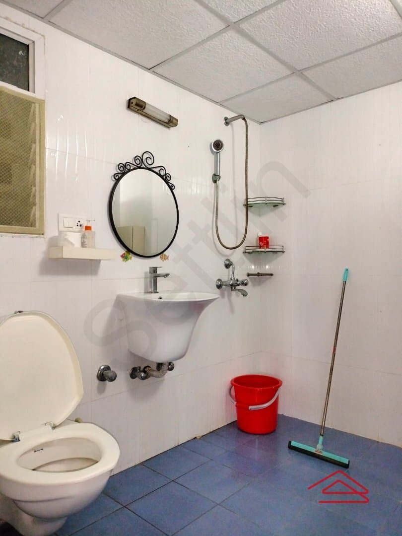 Bathroom 2