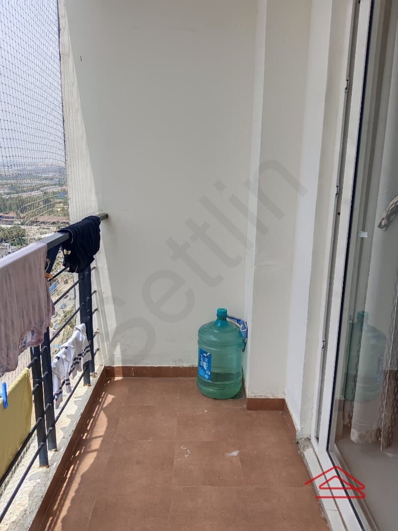 Balcony 3