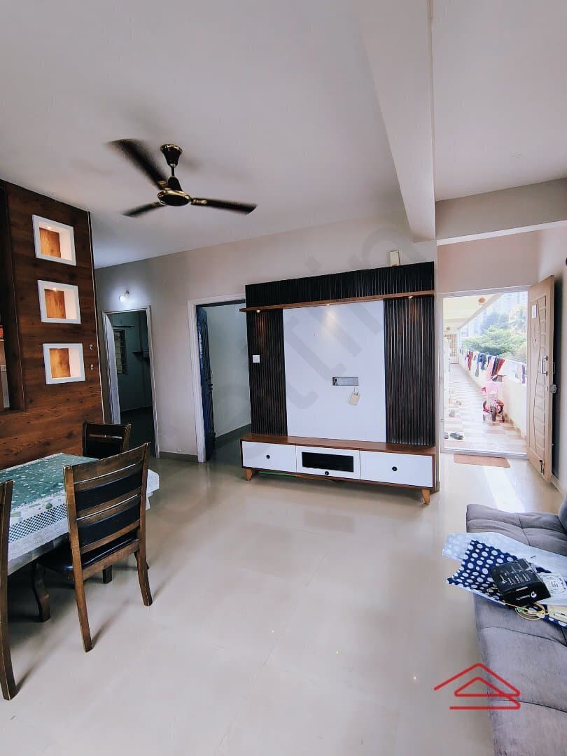 Hall 1