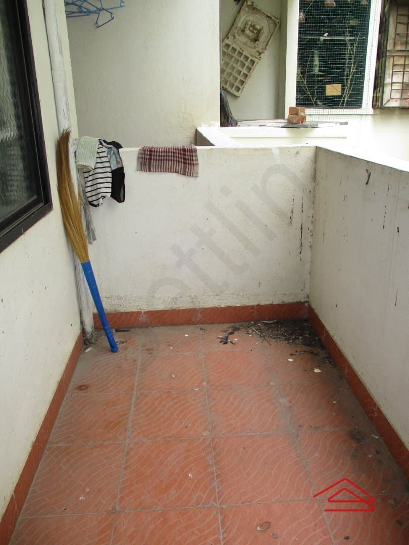 Balcony 2