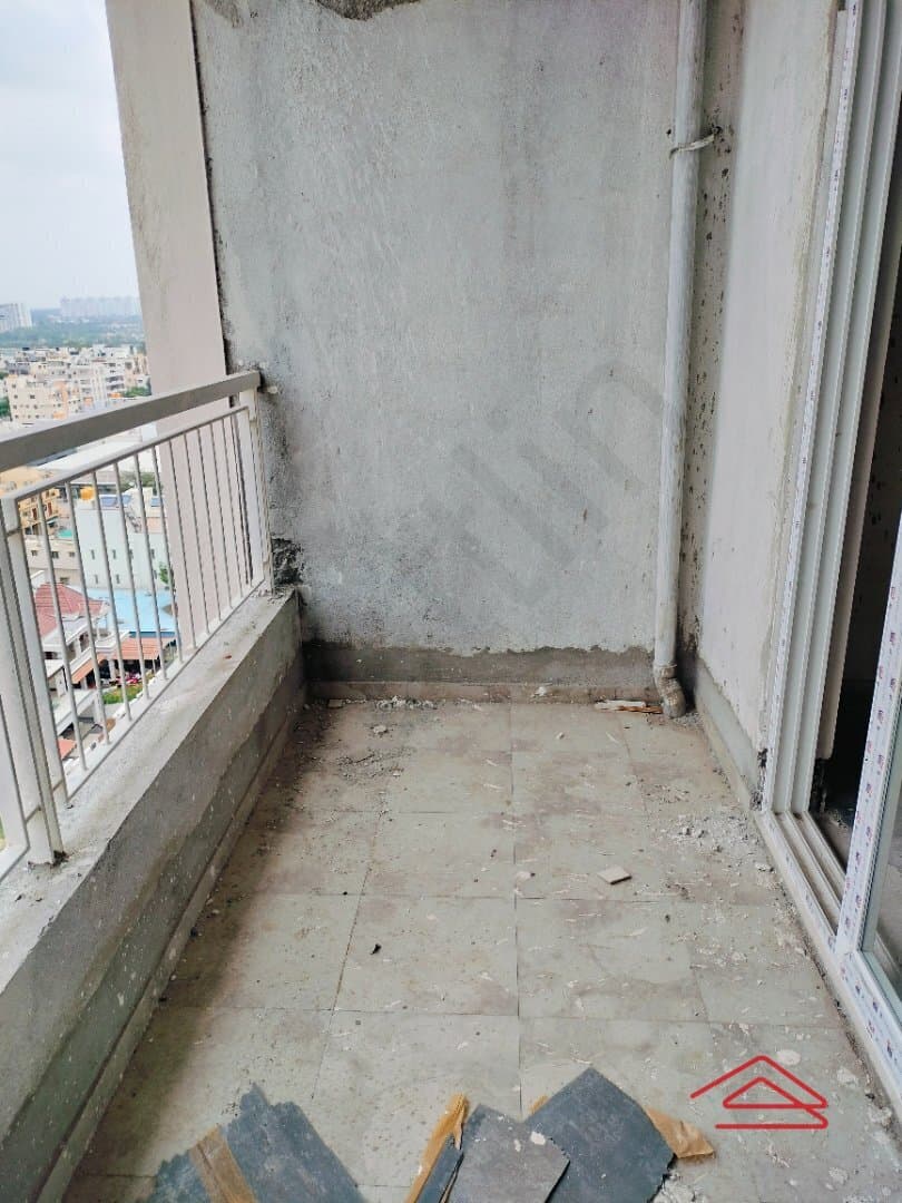 Balcony 1