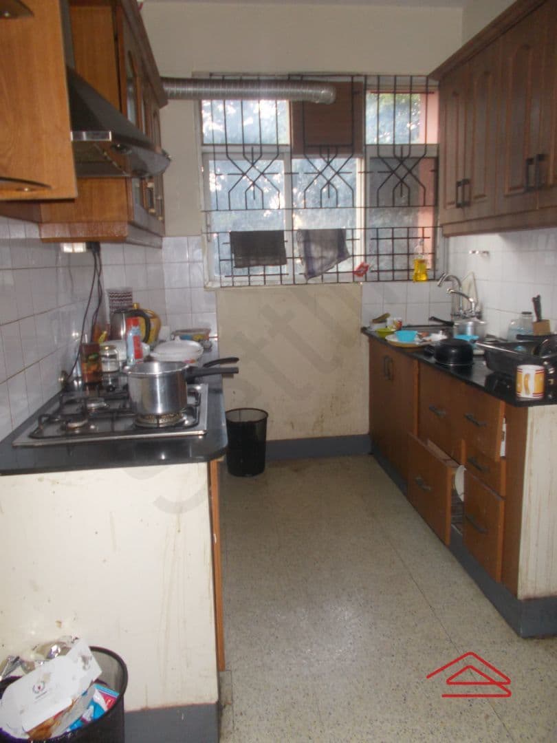 Kitchen 1