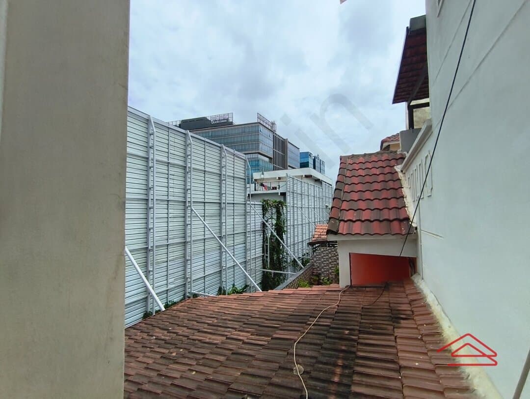 Balcony 2