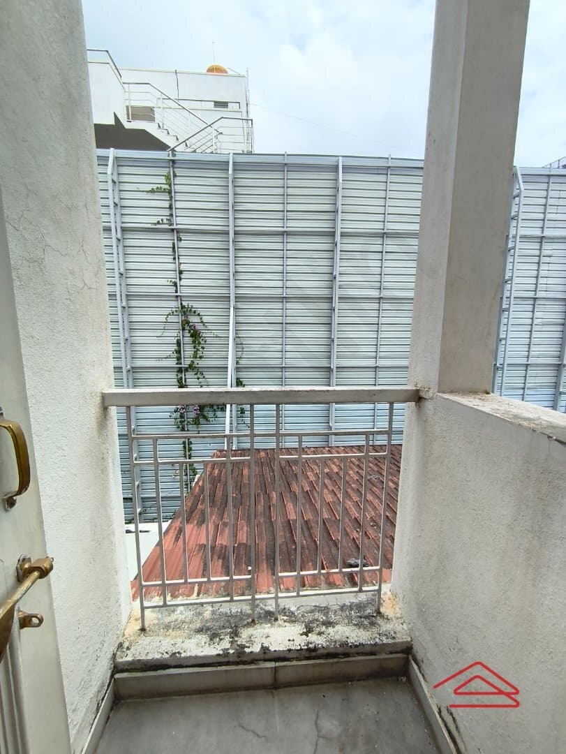 Balcony 2