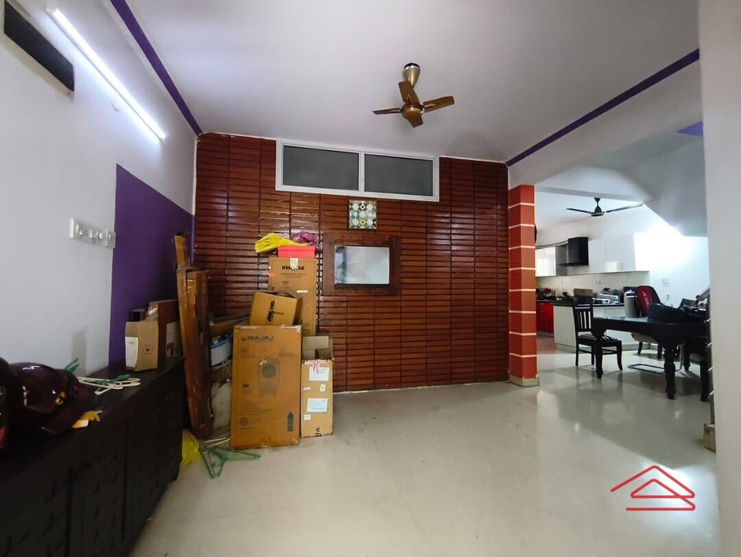 Hall 1