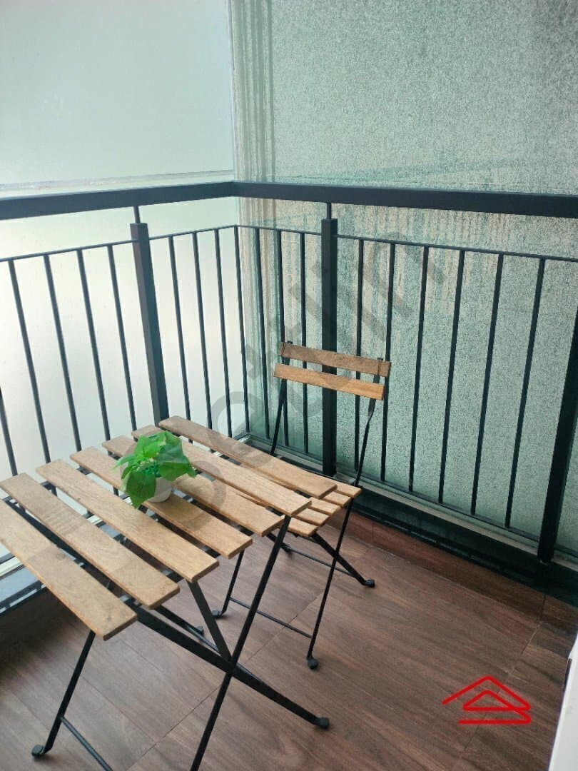 Balcony 1
