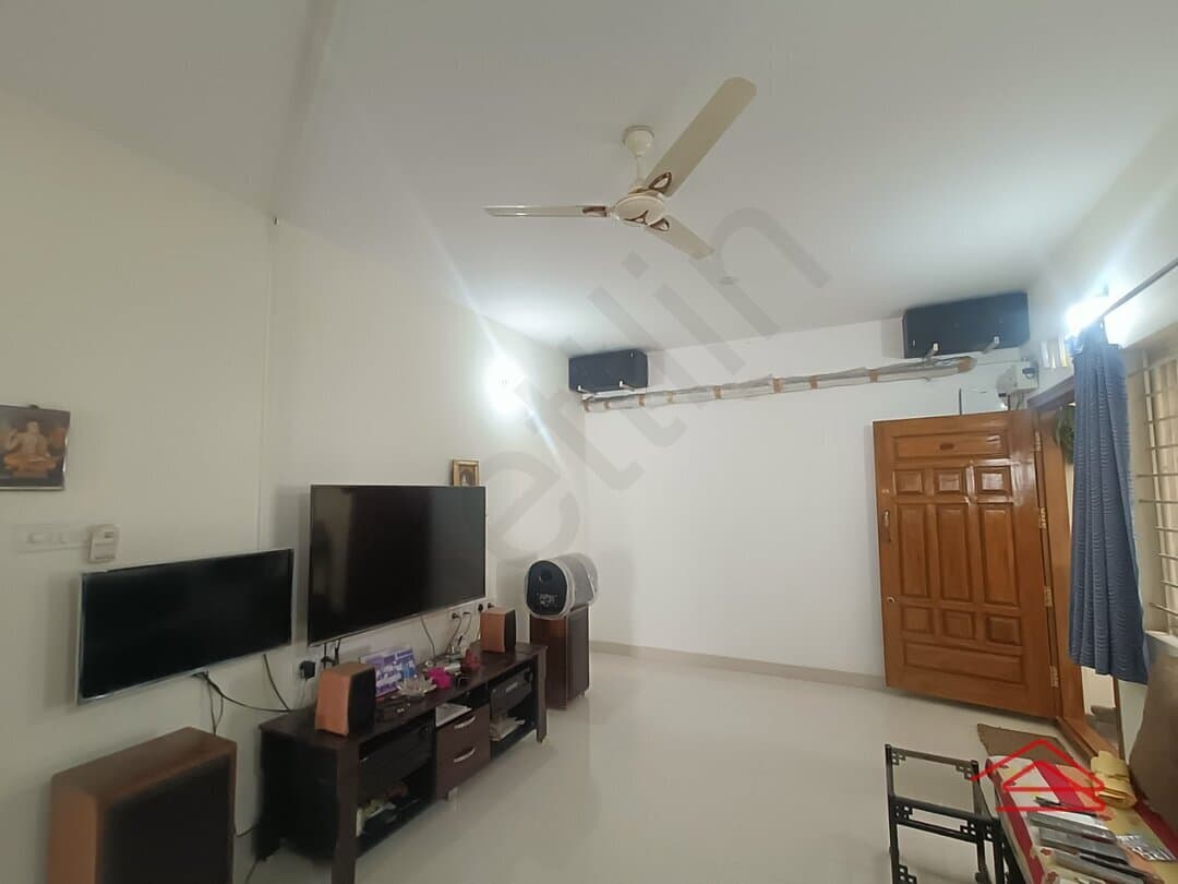 Hall 1