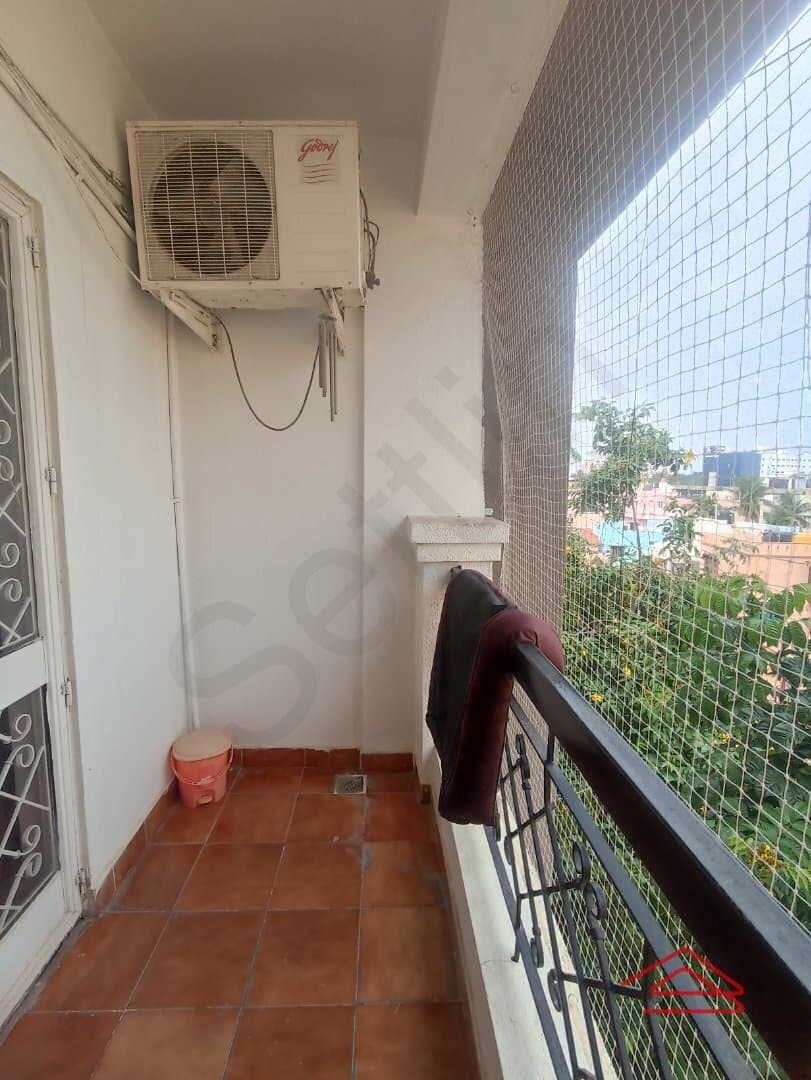 Balcony 3