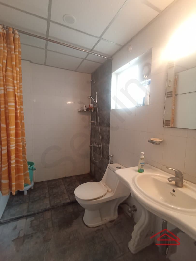 Bathroom 4