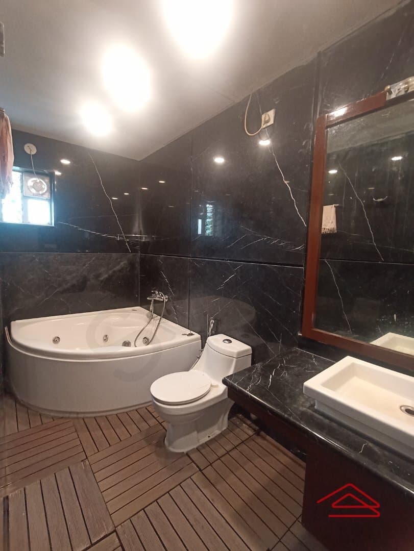 Bathroom 5