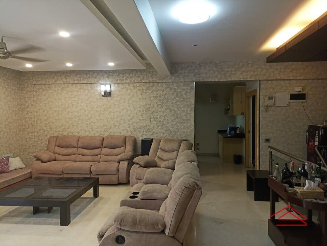 Hall 1