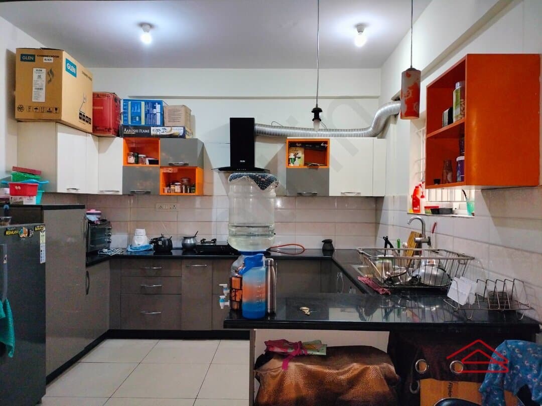 Kitchen 1