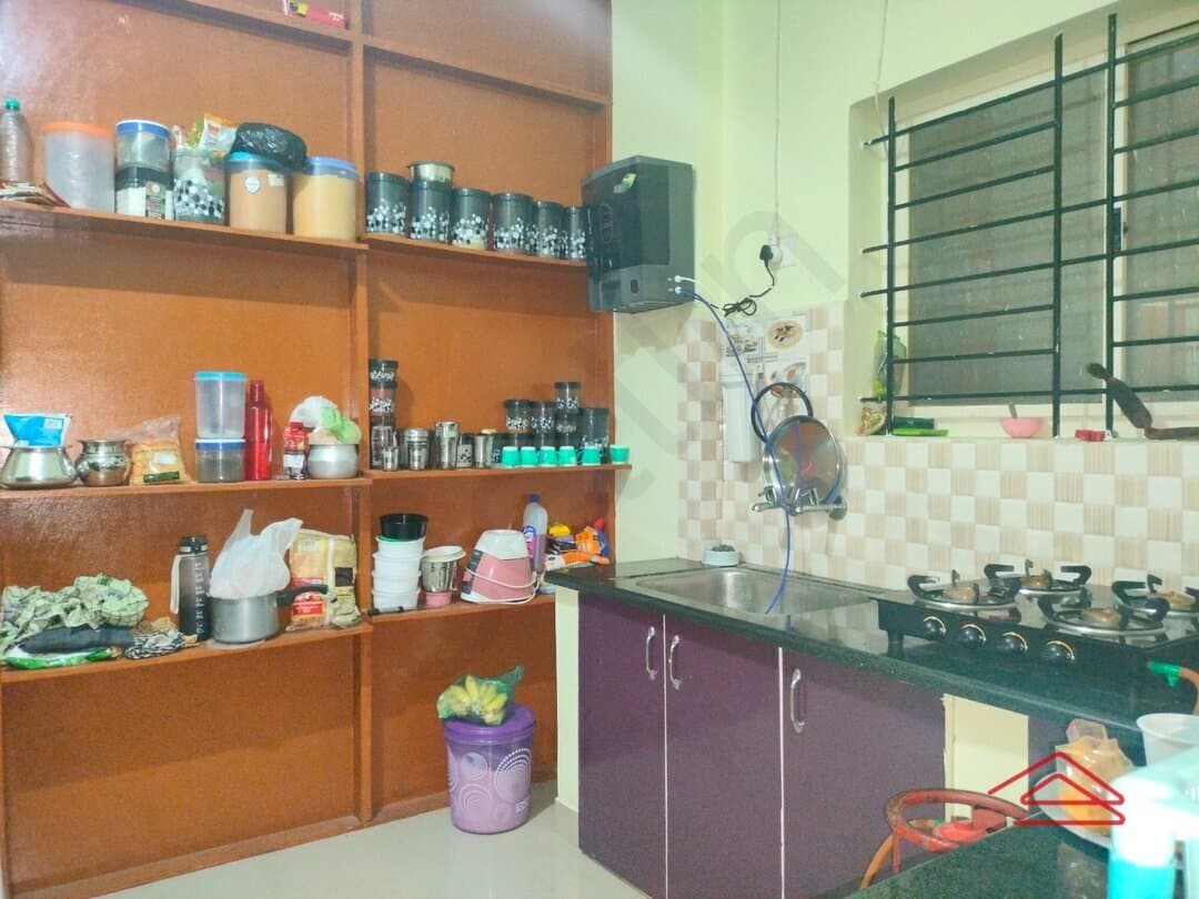 Kitchen 1