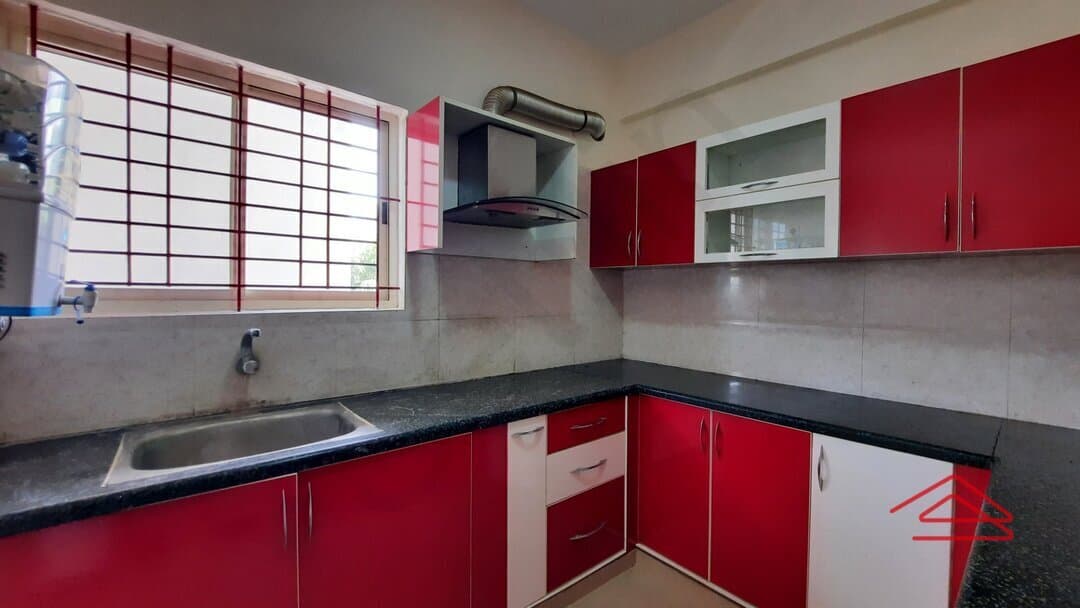 Kitchen 1