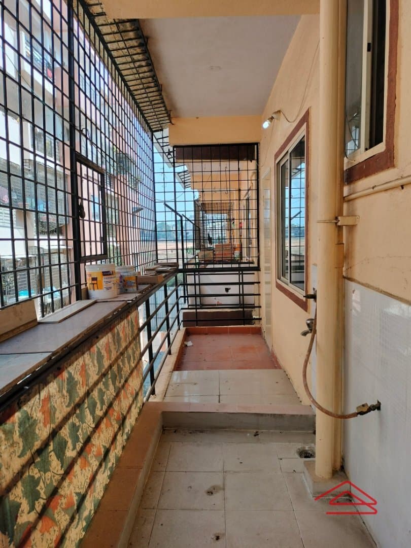 Balcony 2
