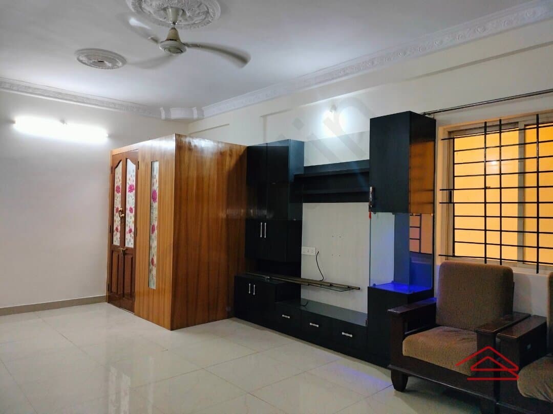 Hall 1