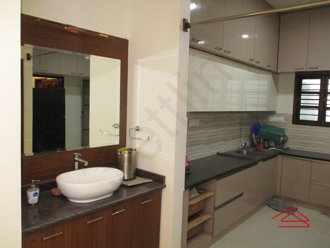 Kitchen 1