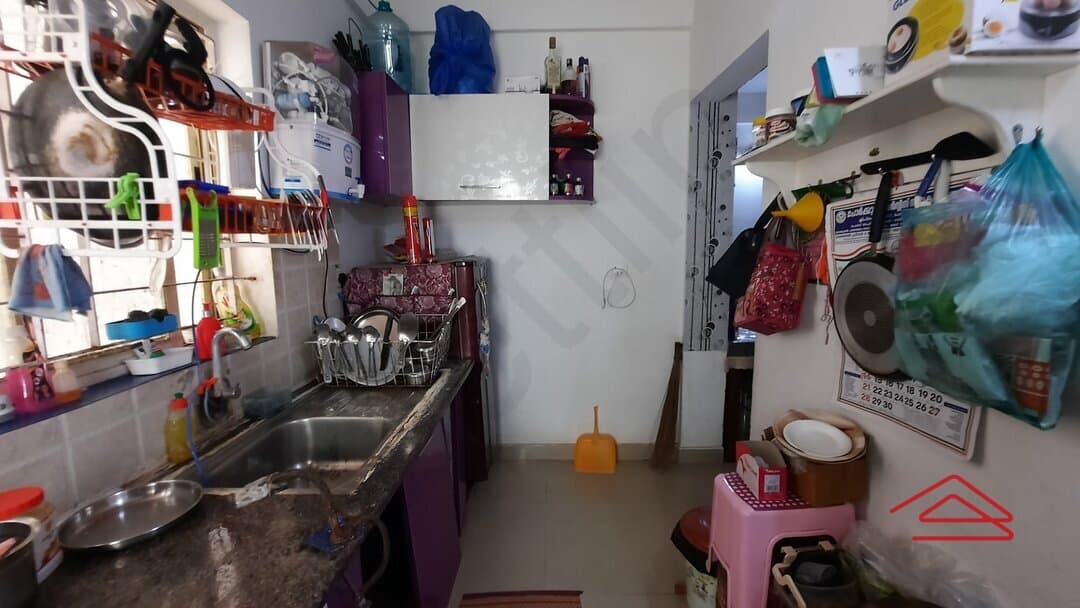 Kitchen 1
