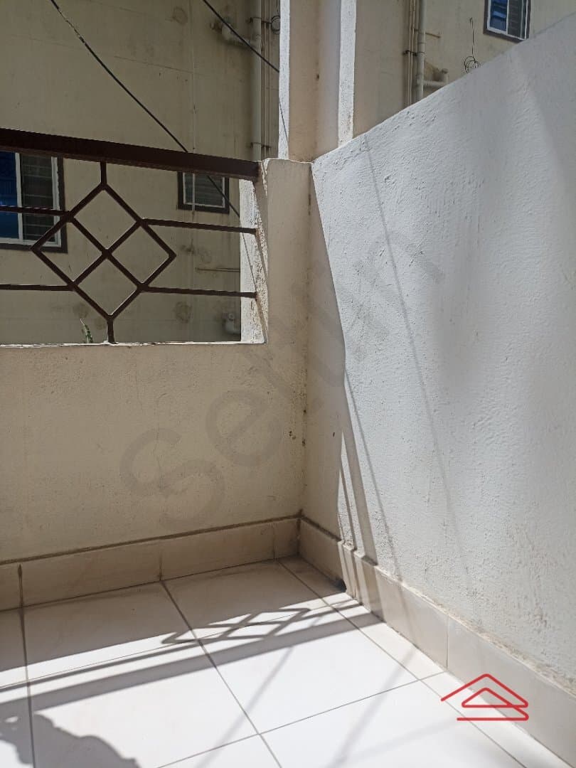 Balcony 2