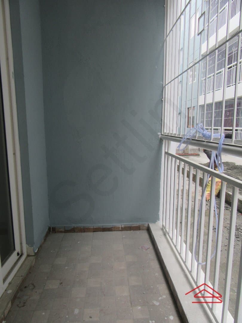 Balcony 2