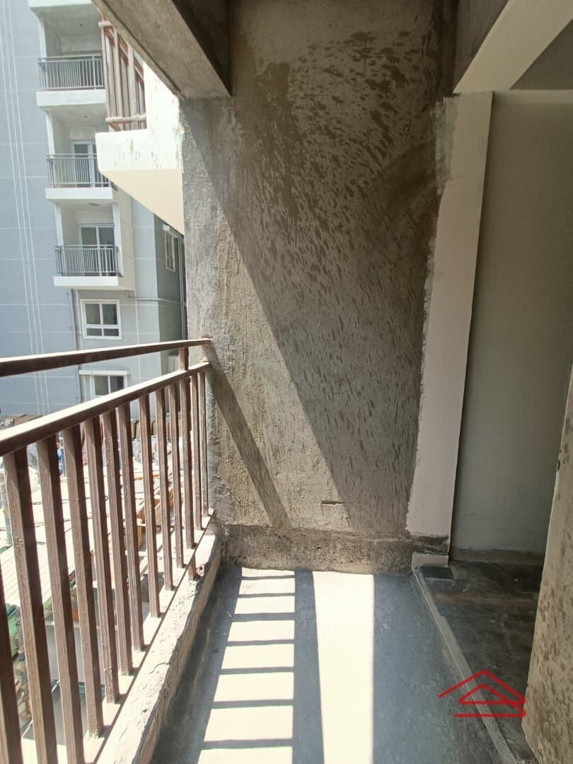 Balcony 2