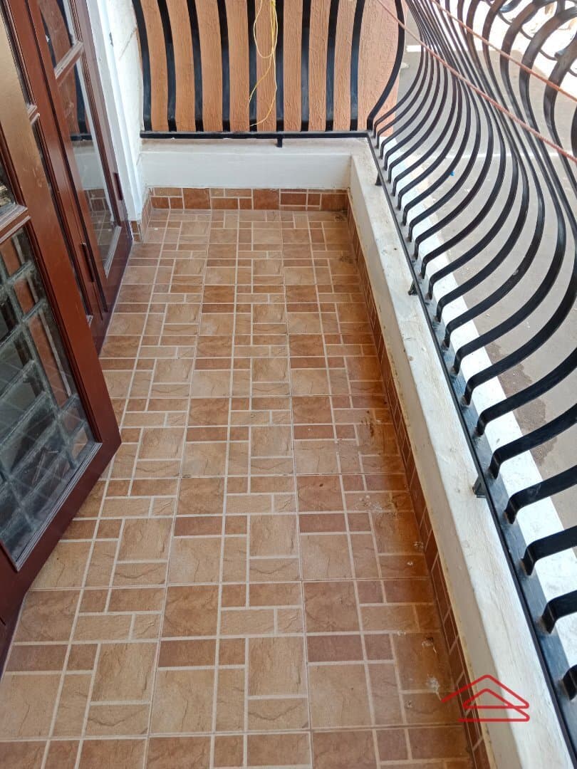 Balcony 3