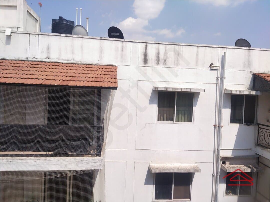 Balcony 1
