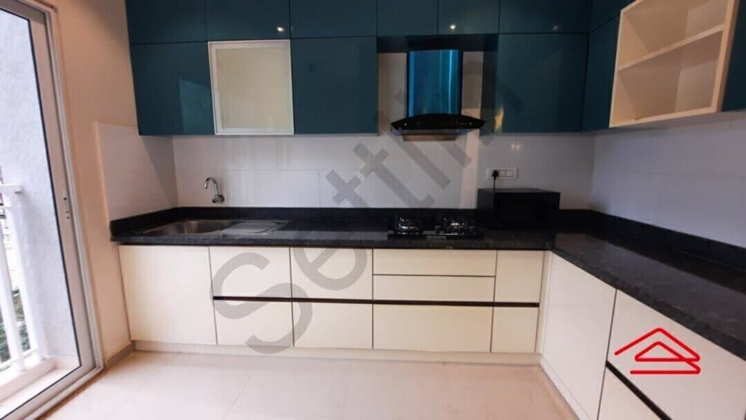Kitchen 1