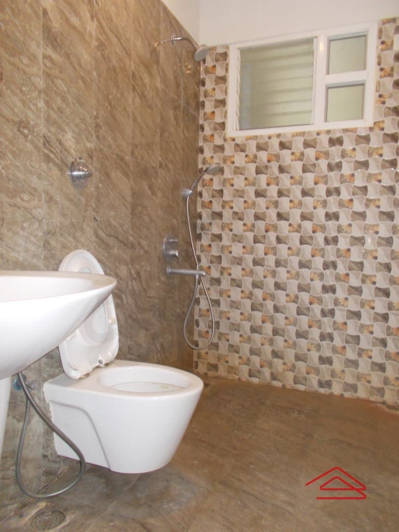 Bathroom 4
