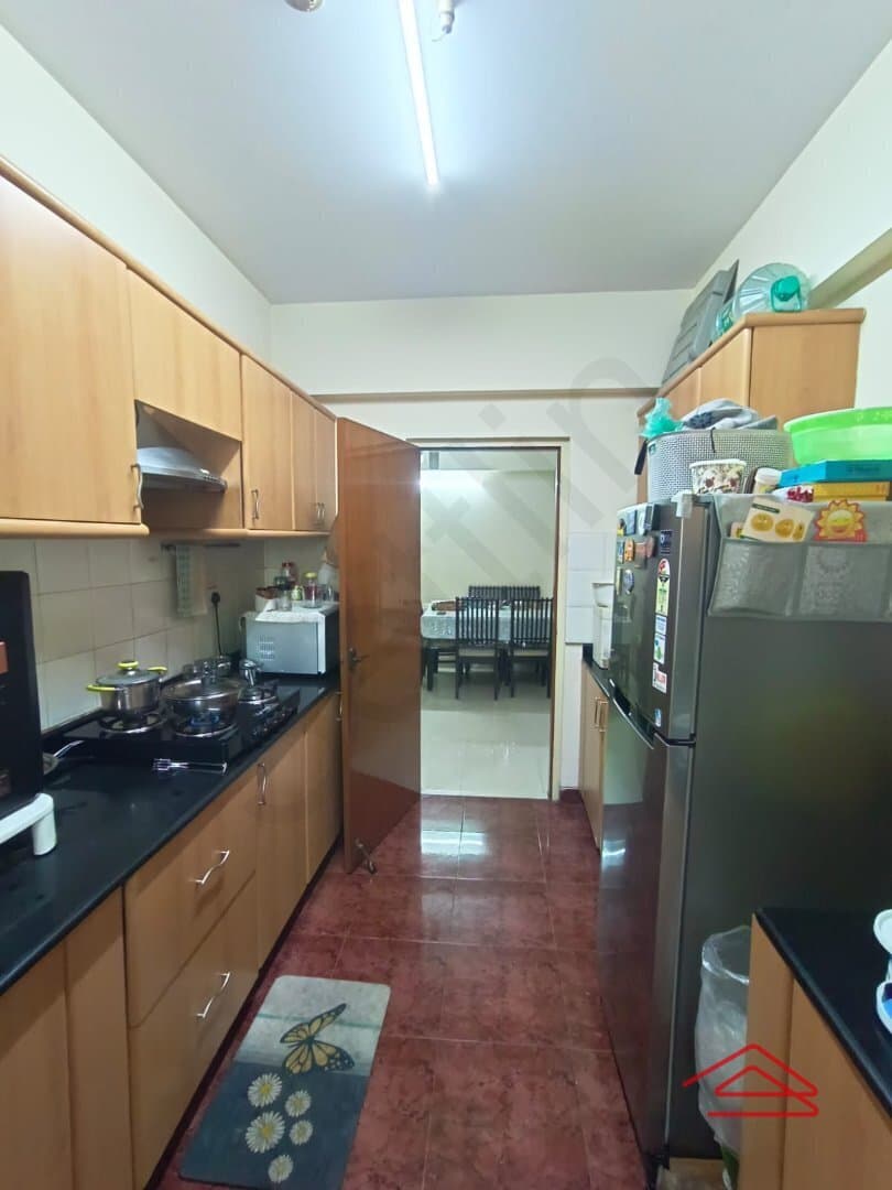 Kitchen 1