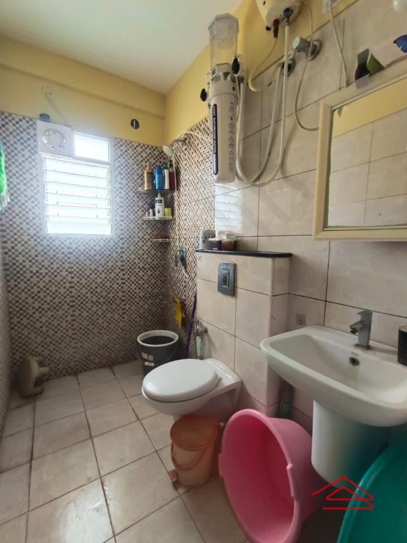 Bathroom 2