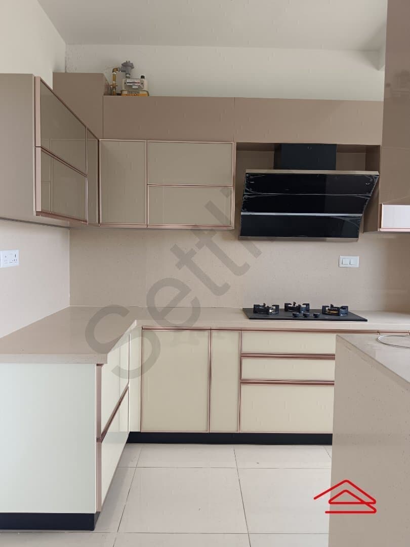 Kitchen 1