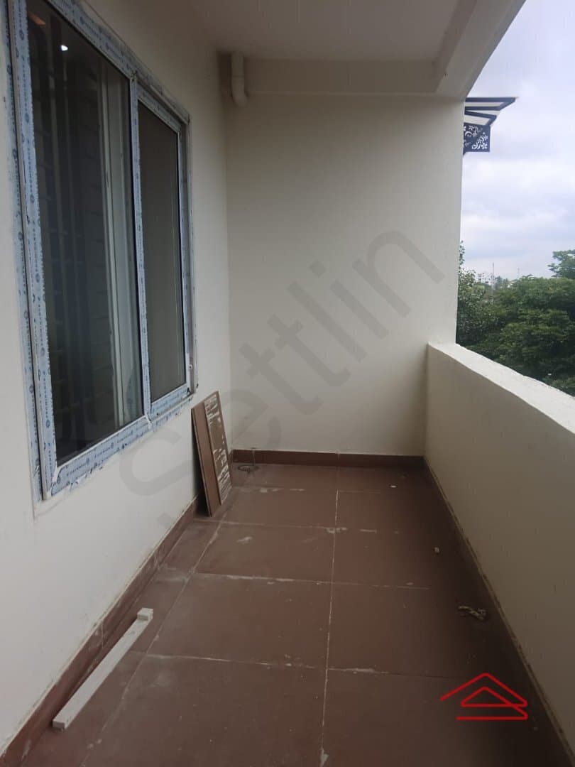 Balcony 2