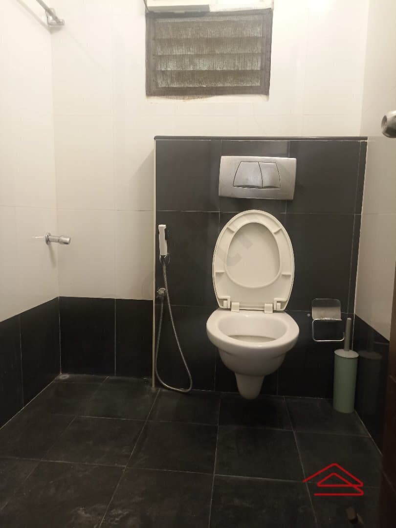 Bathroom 4