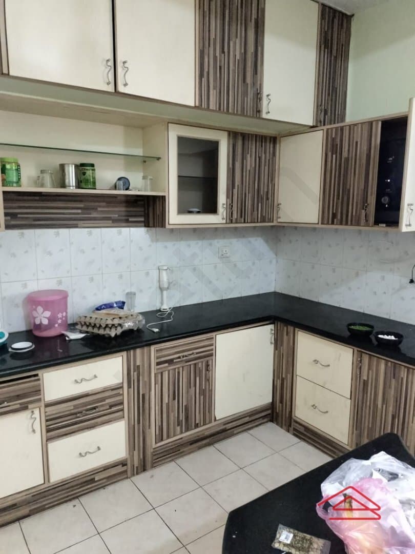 Kitchen 1