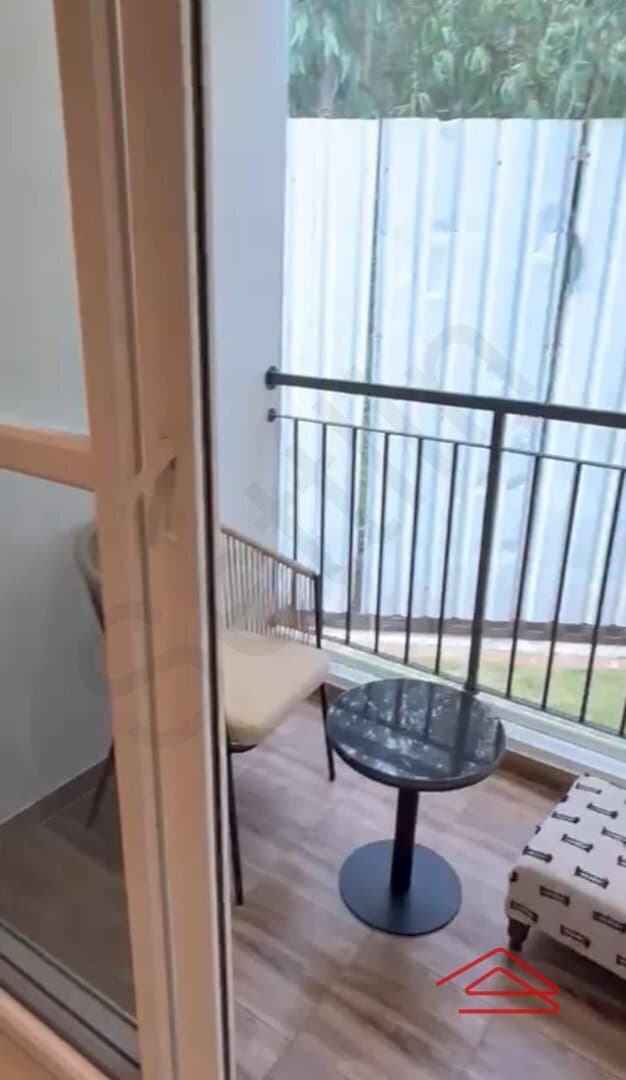 Balcony 2