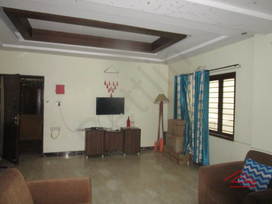 Hall 1