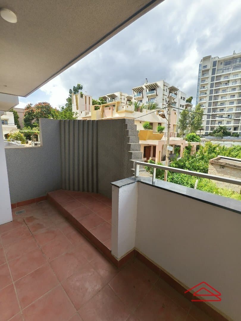 Balcony 1