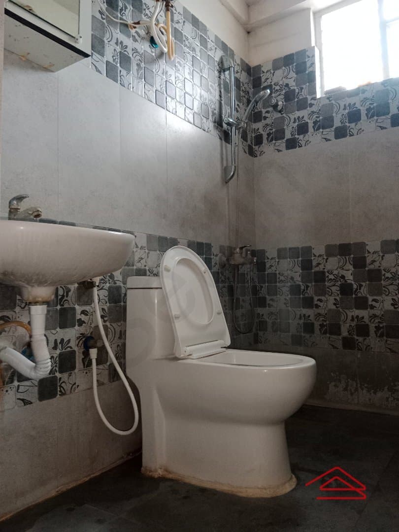 Bathroom 2