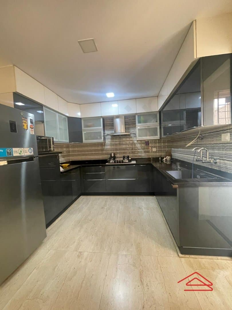 Kitchen 1