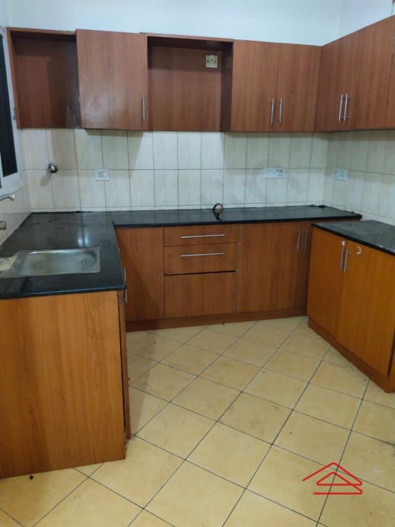 Kitchen 1