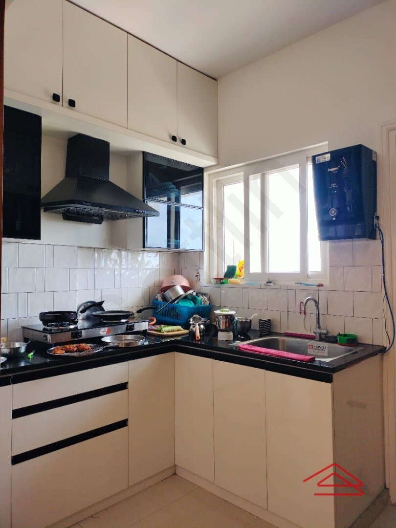 Kitchen 1