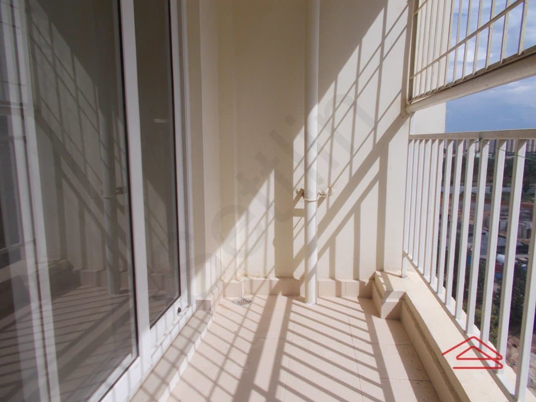 Balcony 2