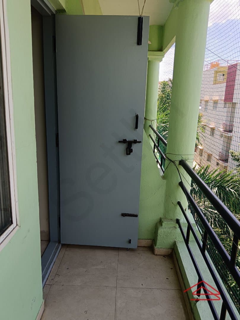 Balcony 2