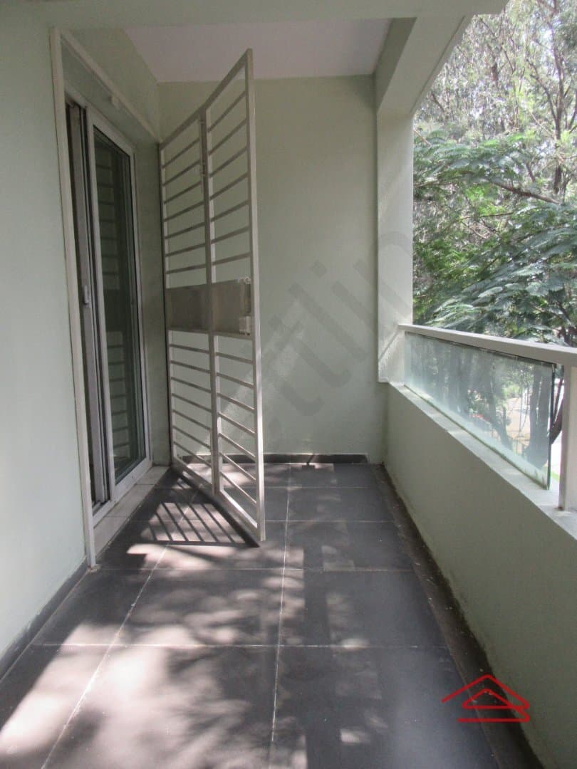Balcony 2