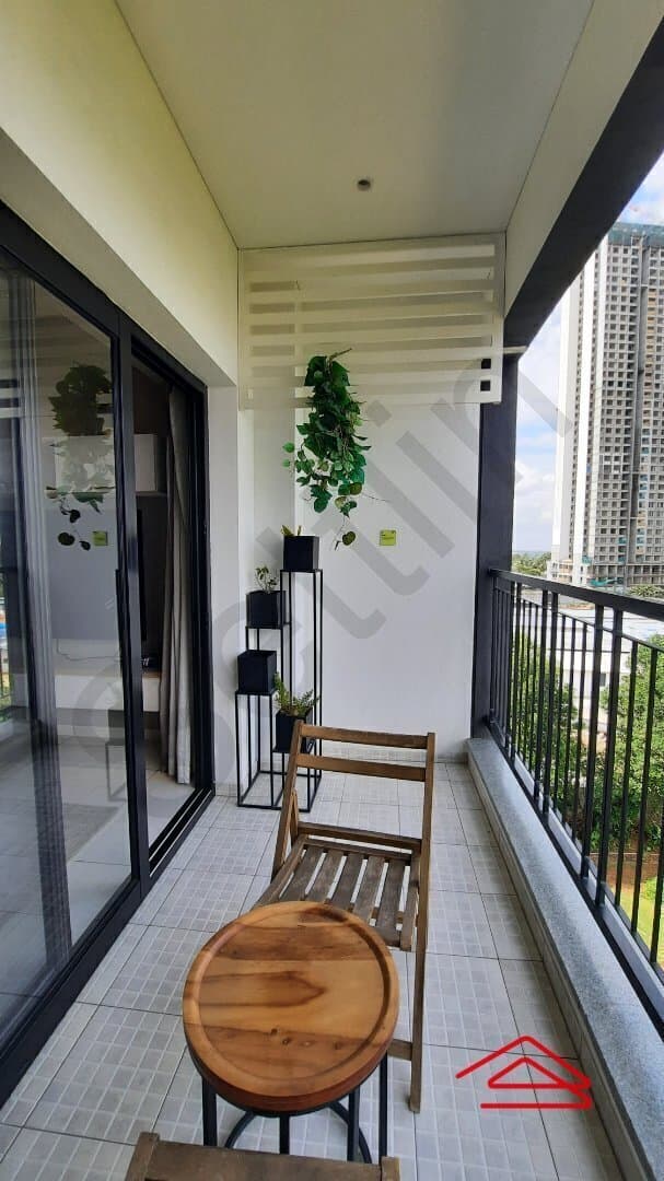 Balcony 1