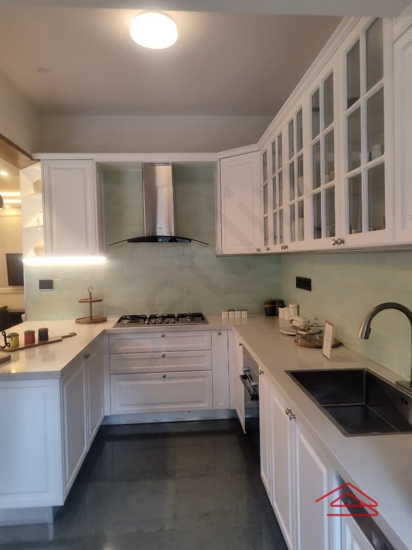 Kitchen 1