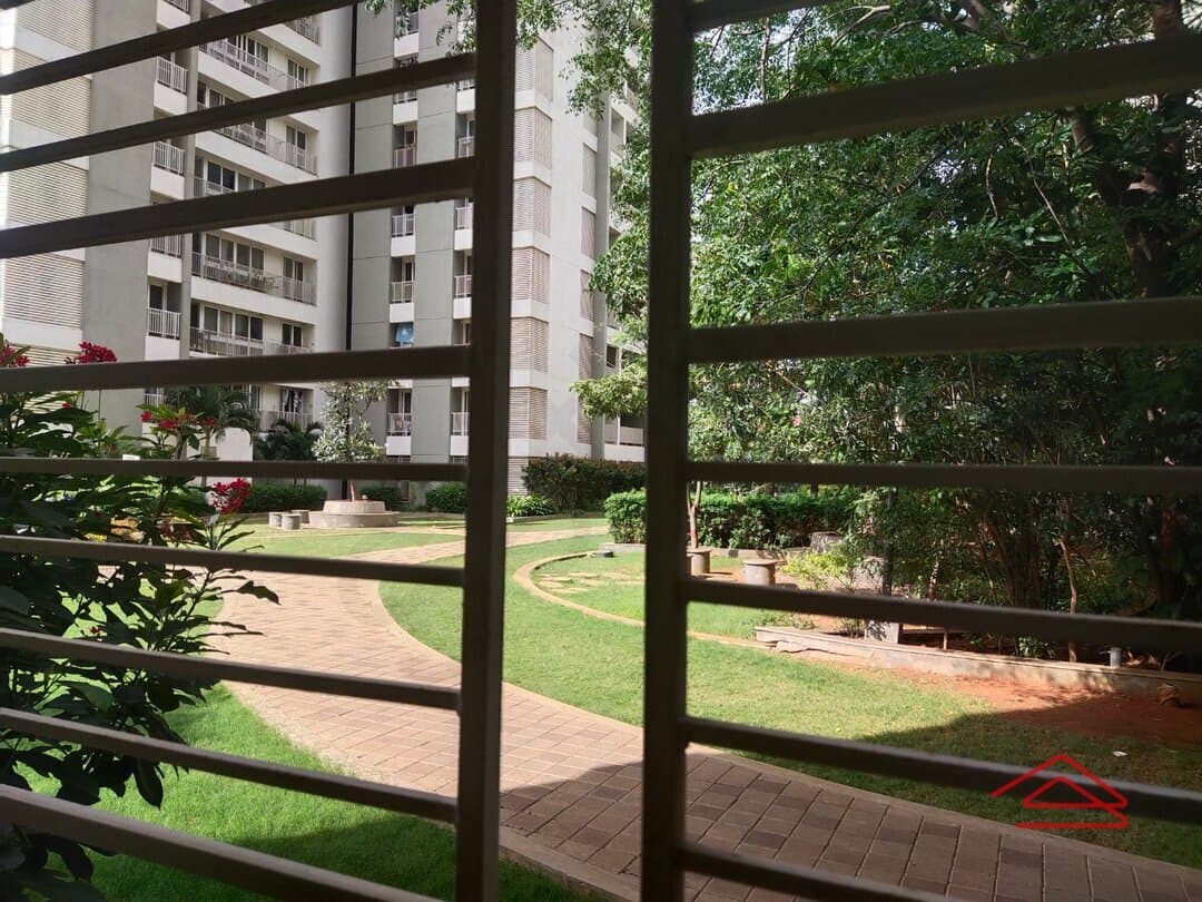 Balcony 3