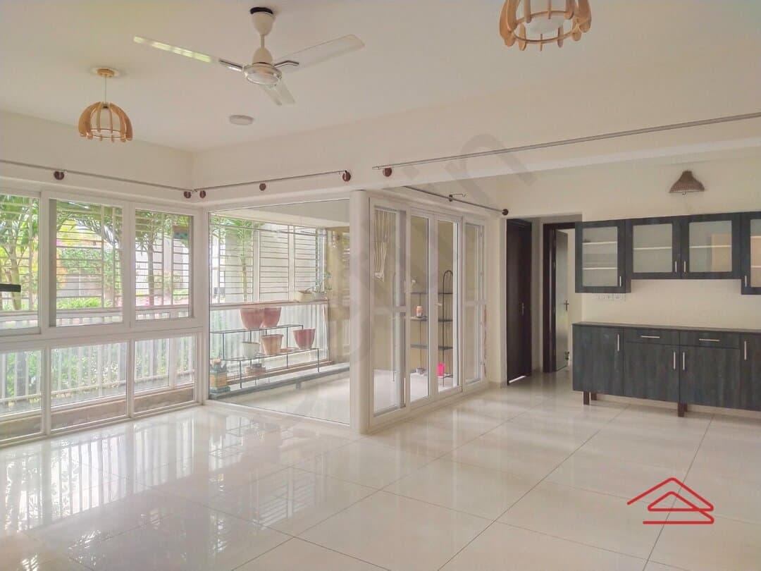 Hall 1
