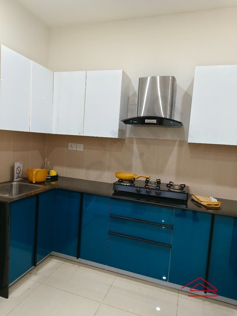 Kitchen 1